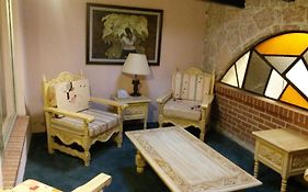 Hotel Los Arcos